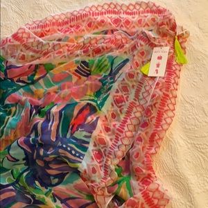 Lilly Pulitzer 3 way scarf